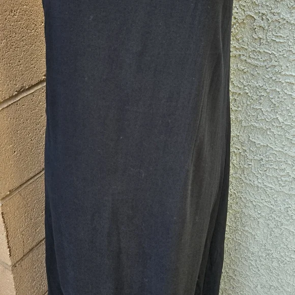 Vince Camuto Black Ruffle Sleeve Maxi Dress - Picture 6 of 10